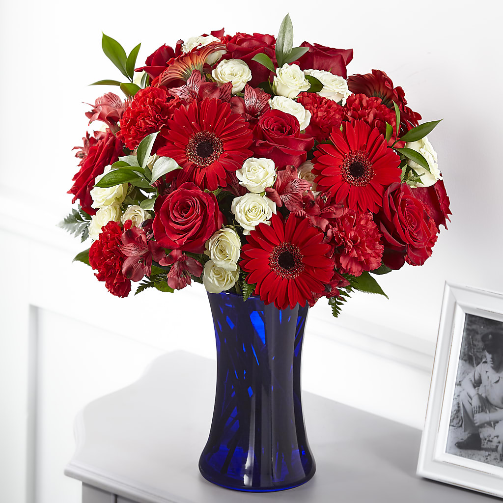 Hearts Embrace Bouquet – KILBY'S FLORIST, Kannapolis NC