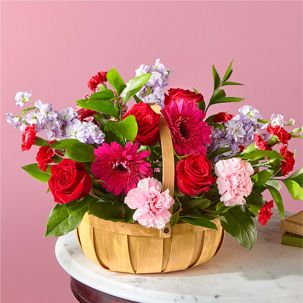 Pink Picnic Basket – KILBY'S FLORIST, Kannapolis NC