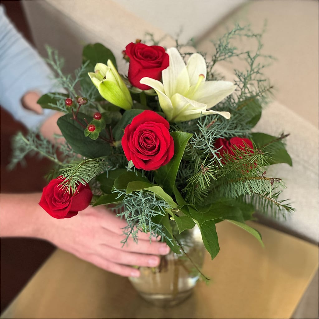 Glittering Lights Bouquet – KILBY'S FLORIST, Kannapolis NC