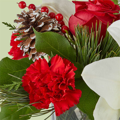 Glistening Icicles Bouquet – KILBY'S FLORIST, Kannapolis NC