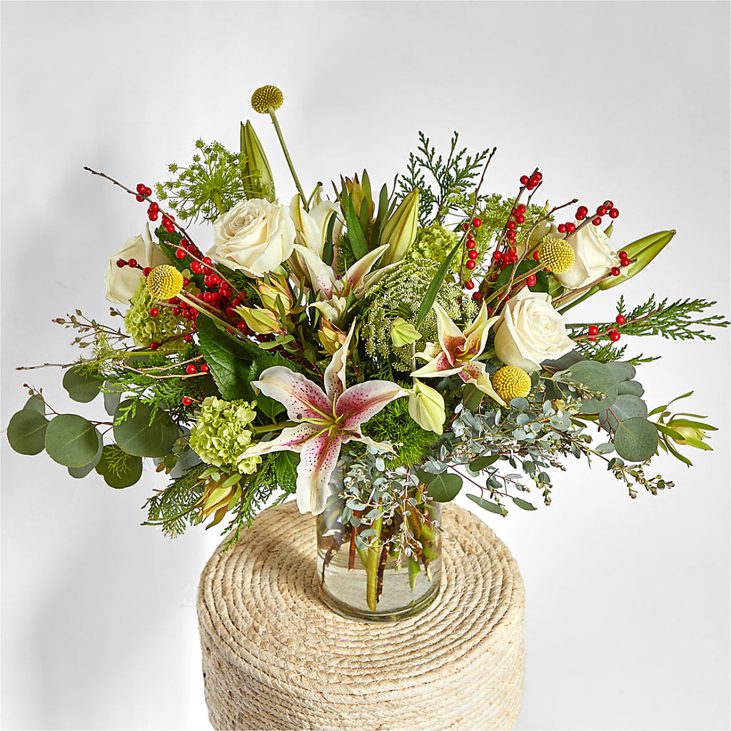 Berry & Bright Bouquet – KILBY'S FLORIST, Kannapolis NC