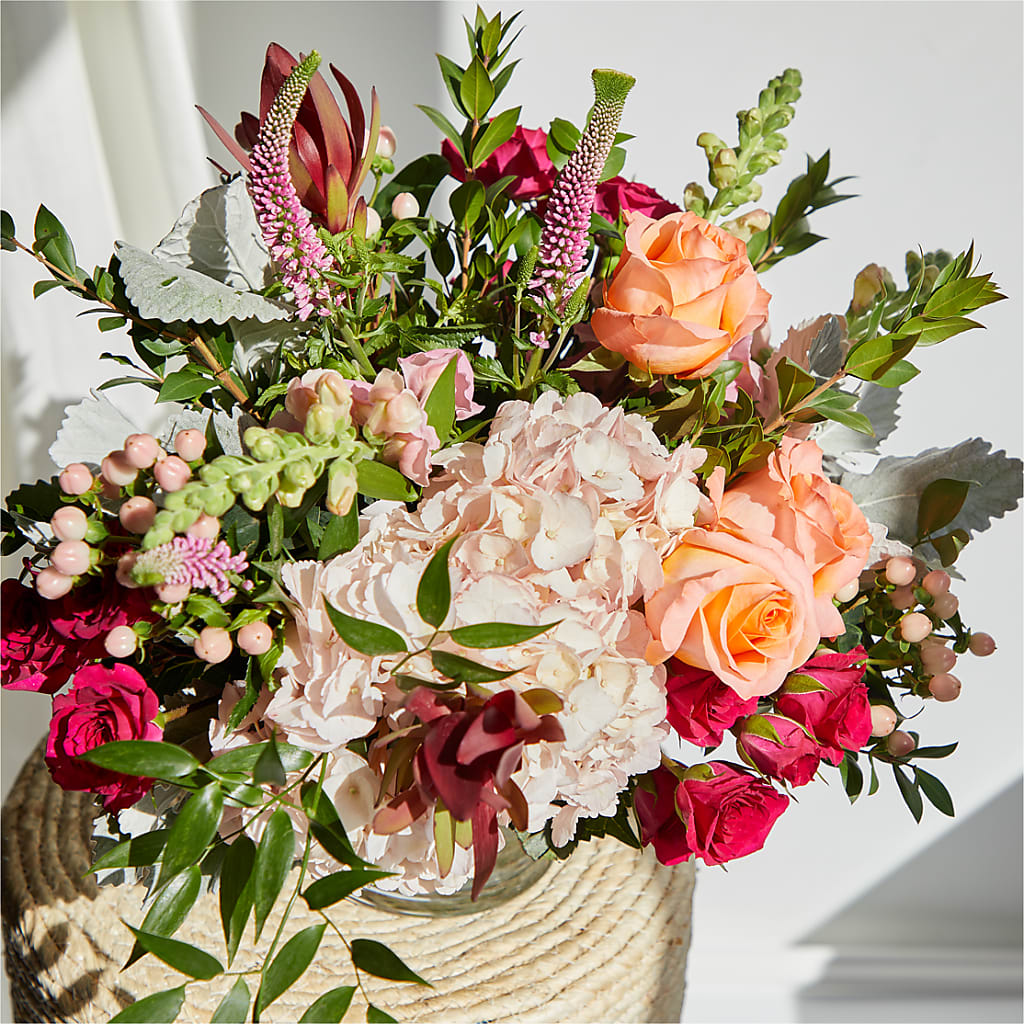 Glitz & Glam Bouquet – KILBY'S FLORIST, Kannapolis NC