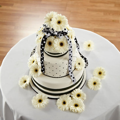 Simple Sophistication Cake Décor – KILBY'S FLORIST, Kannapolis NC