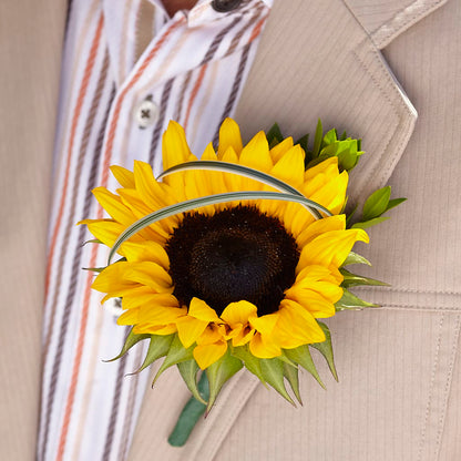 Free Spirit Boutonniere – KILBY'S FLORIST, Kannapolis NC